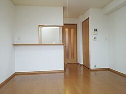 クラールコート 2階1LDKのリビング/ダイニング