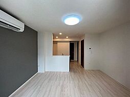 ジュアン 202 2階2LDKのリビング/ダイニング