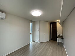 ラ・フィオーレ 101 1階1Kのリビング/ダイニング