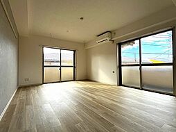 レジェンド片瀬海岸 2階ワンルームのリビング/ダイニング