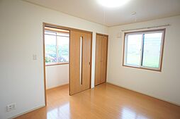 ピーチガーデン 102 1階2DKのリビング/ダイニング