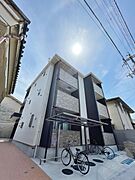 泉佐野駅より徒歩6分 3階 築4年9ヶ月の賃貸物件