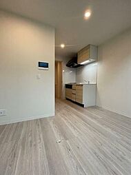 JPTレジデンス 305 3階1LDKのリビング/ダイニング