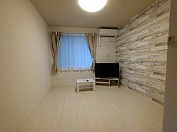 ヴィアロ成田東レジデンス 1階1Kのリビング/ダイニング