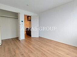 クレスト東村山 3階1Kのリビング/ダイニング