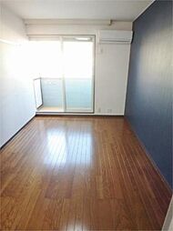 パークフロント 102 1階1Kのリビング/ダイニング