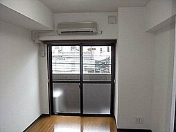 フェニックス市谷柳町 3階1Kのリビング/ダイニング