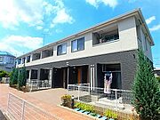 新百合ヶ丘駅より徒歩17分 築11年7ヶ月 2階建の賃貸物件