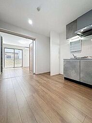 conte 02 1階1DKのリビング/ダイニング