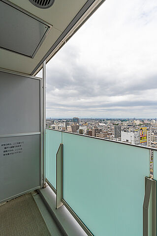 バルコニー