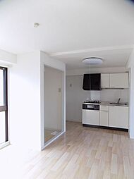 S&T NAKAMOZU 2階3DKのリビング/ダイニング