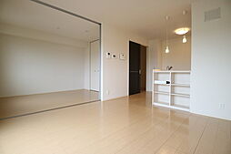 神鉄粟生線 栄駅 徒歩5分の賃貸アパート 2階2LDKのリビング/ダイニング