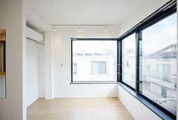 trias185 4階ワンルームのリビング/ダイニング