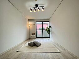 エルデ明大前 2階1Kのリビング/ダイニング