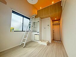 MDM赤羽岩淵II 2階ワンルームのリビング/ダイニング