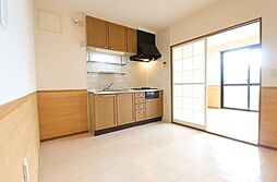 ハイツ・サンピーチ A 3階3DKのリビング/ダイニング