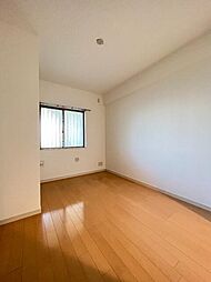 レジディア東松戸 2階2SLDKのリビング/ダイニング