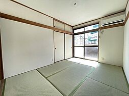 第5伊原ハイツ 1階3DKのリビング/ダイニング