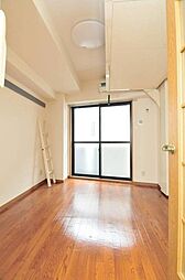 ティー・ウェーブ 2階1Kのリビング/ダイニング