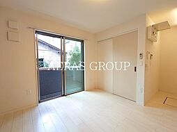 OREO国立 1階ワンルームのリビング/ダイニング