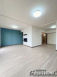 ハイツコイケII 1階1LDKのリビング/ダイニング