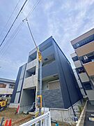 春木駅より徒歩8分 新築 3階建の賃貸物件