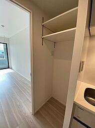 エストゥルースプラス西日暮里 2階1Kのリビング/ダイニング