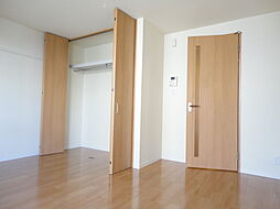 ミニヨン 103 1階1Kの寝室