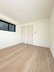 近鉄大阪線 長瀬駅 徒歩9分の賃貸アパート 3階1DKのリビング/ダイニング