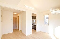 レイブランシス 2階1LDKのリビング/ダイニング