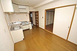 ハミングハイツ 3階2LDKのリビング/ダイニング