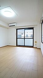 コモドパークハウス 3階ワンルームのリビング/ダイニング