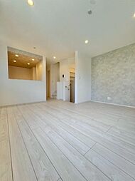 QLAZO港南区笹下戸建4号棟 3階3LDKのリビング/ダイニング