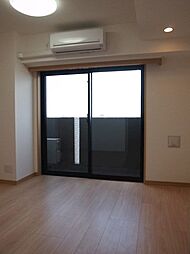 ルーブル新川崎 7階1Kのリビング/ダイニング