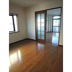 デュオグランＢ 2階2DKのリビング/ダイニング