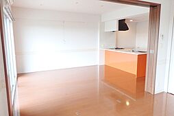 京王相模原線 若葉台駅 徒歩1分の賃貸マンション 10階2LDKのリビング/ダイニング