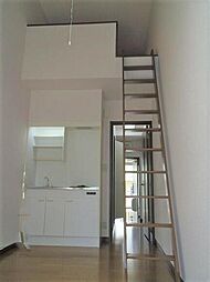 アイメゾン別所 2階ワンルームのリビング/ダイニング