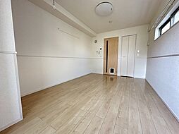 京王相模原線 京王堀之内駅 徒歩12分の賃貸アパート 3階1Kのリビング/ダイニング