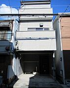 和泉府中駅より徒歩7分 築28年2ヶ月の賃貸物件