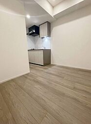 ALTERNA浅草 4階1DKのリビング/ダイニング