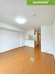 グリーン・ビュー千寿 1階ワンルームのリビング/ダイニング