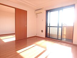 グランベル・ハウス II 1階2LDKのリビング/ダイニング