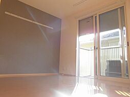 エムグランデ I 2階1Kのリビング/ダイニング