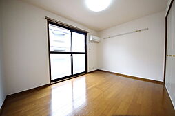 フレマリール塩澤A棟B棟 1階2LKのリビング/ダイニング