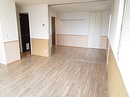 ベルデュール 1階1LDKのリビング/ダイニング