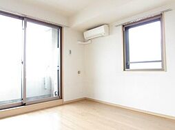 ヴィルヌーブ 8階1LDKのリビング/ダイニング