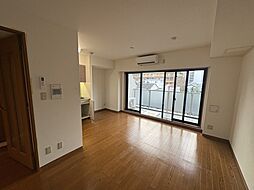 ルート四谷三丁目 413 4階1LDKのリビング/ダイニング