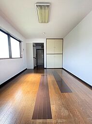 コートニュータウン 105 1階1Kのリビング/ダイニング