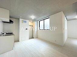 メゾン ド エス 102 1階1LDKのリビング/ダイニング