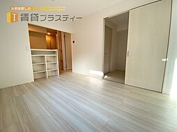 東京メトロ東西線 浦安駅 徒歩29分の賃貸アパート 3階1LDKのリビング/ダイニング